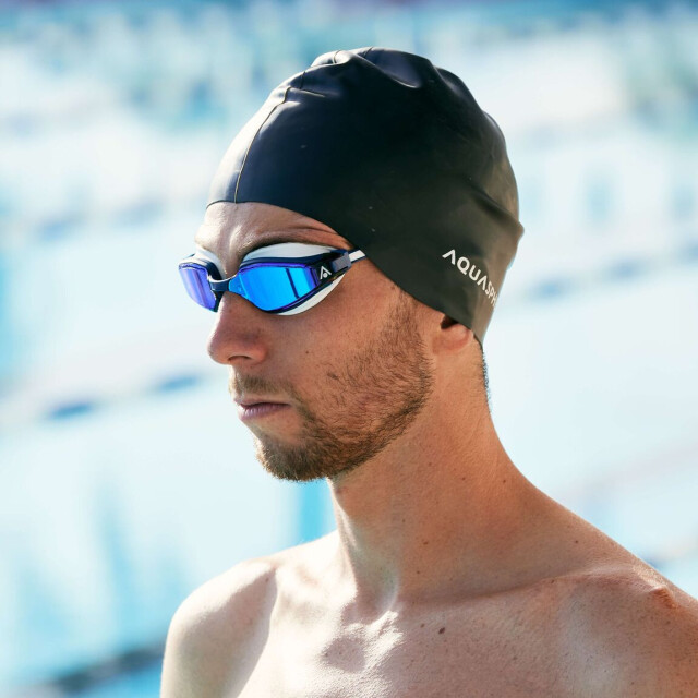 AquaSphere silik&oacute;nov&aacute; čiapka Čierna