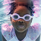 Detské plavecké okuliare Guppy 2+ Fialové