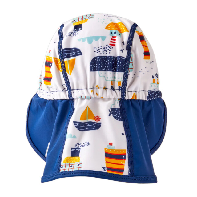 Splash about Legion&aacute;rka Tug Boats